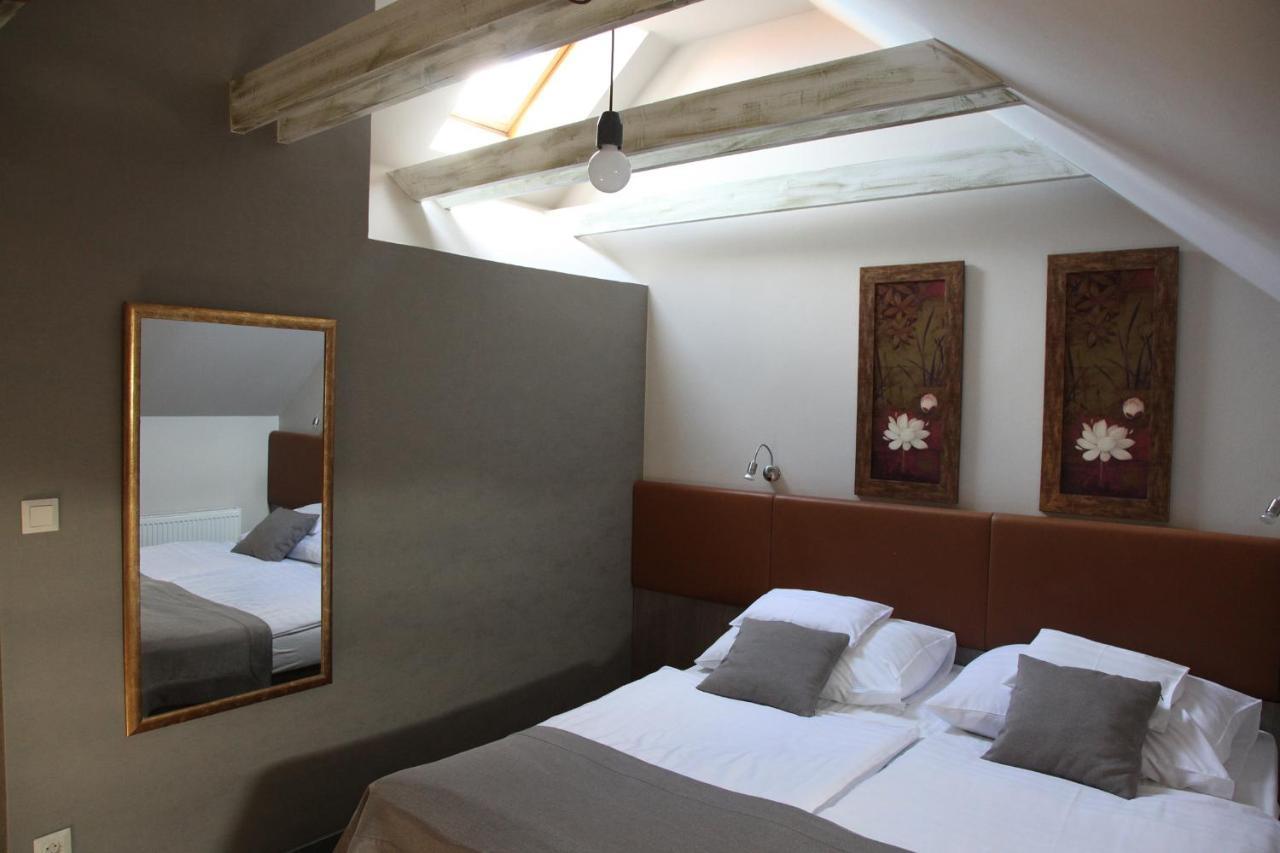 Portre Panzio Hotell Kőszeg Exteriör bild